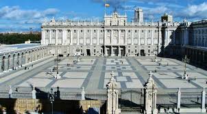 Resultado de imagen de palacio real madrid